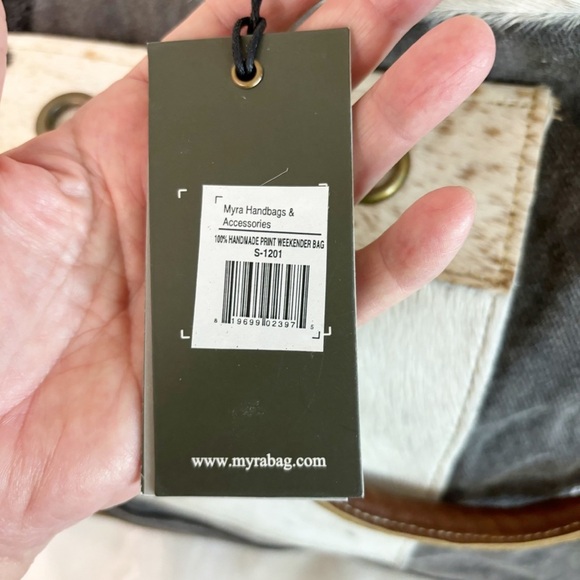 Myra Bag 100% HANDMADE PRINT WEEKENDER BAG - Picture 9 of 9